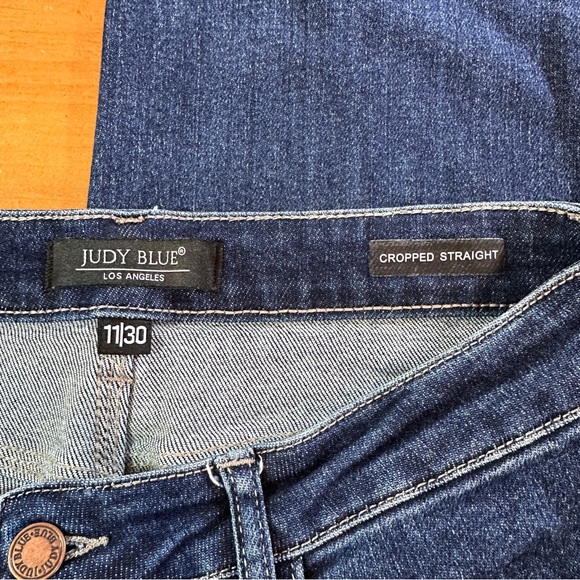 Judy Blue Women’s High Rise Cropped Straight Jeans - Size 11/30 - Picture 7 of 9